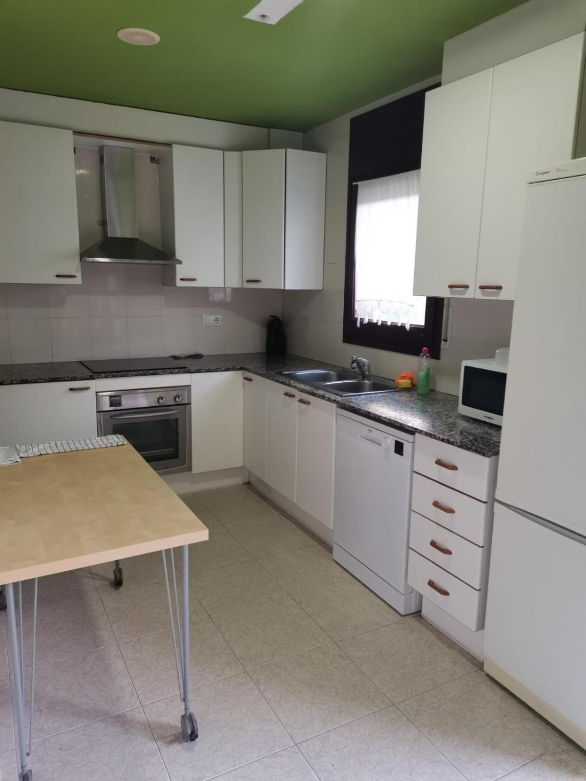 Вилла Casa A La Ruta Del Ferro Сан-Жоан-де-лес-Абадессес Экстерьер фото